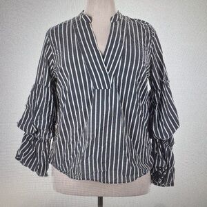 EUC ELOQUII Gray and White Women's Top
